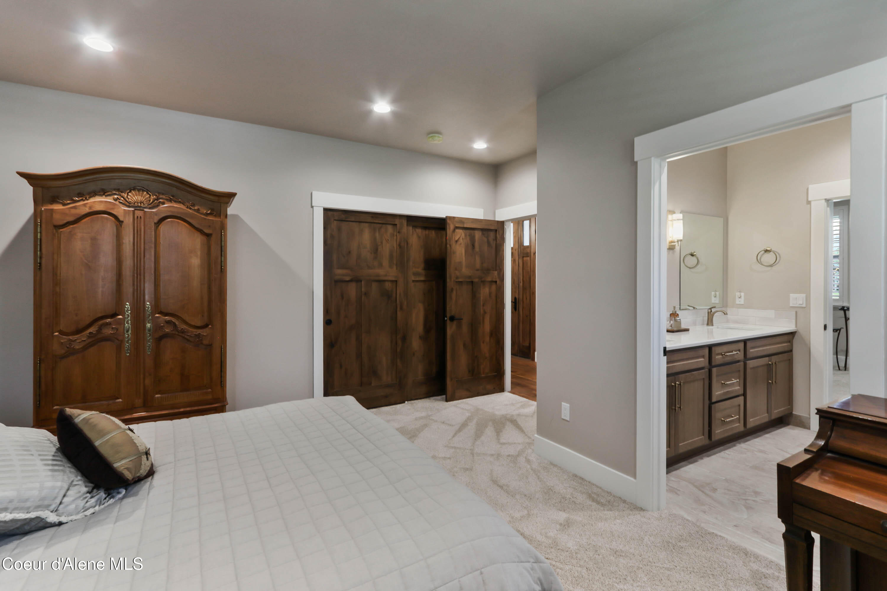 403 Slaveck Dover, ID 83825 - Photo 31 of 55 Bedroom3 Closet