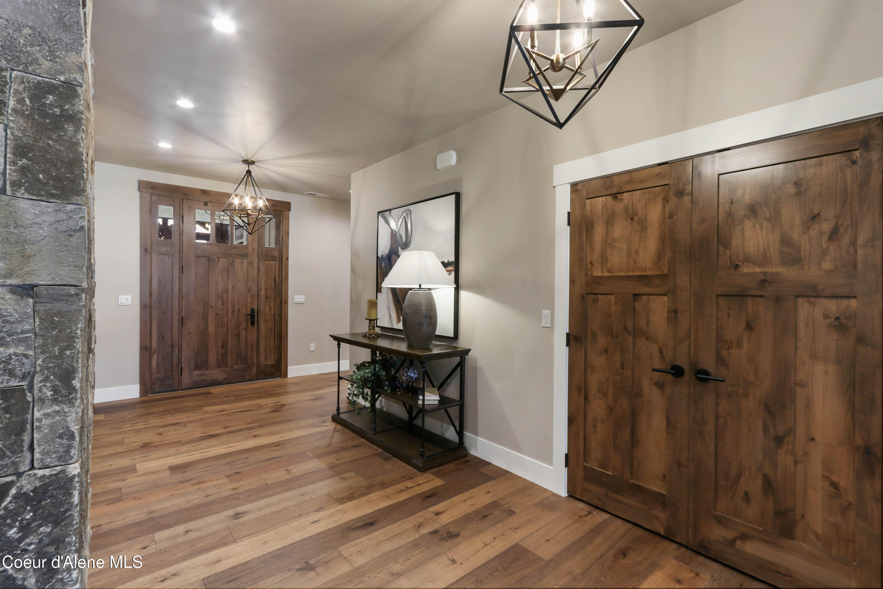 403 Slaveck Dover, ID 83825 - Photo 41 of 55 Entry Closet