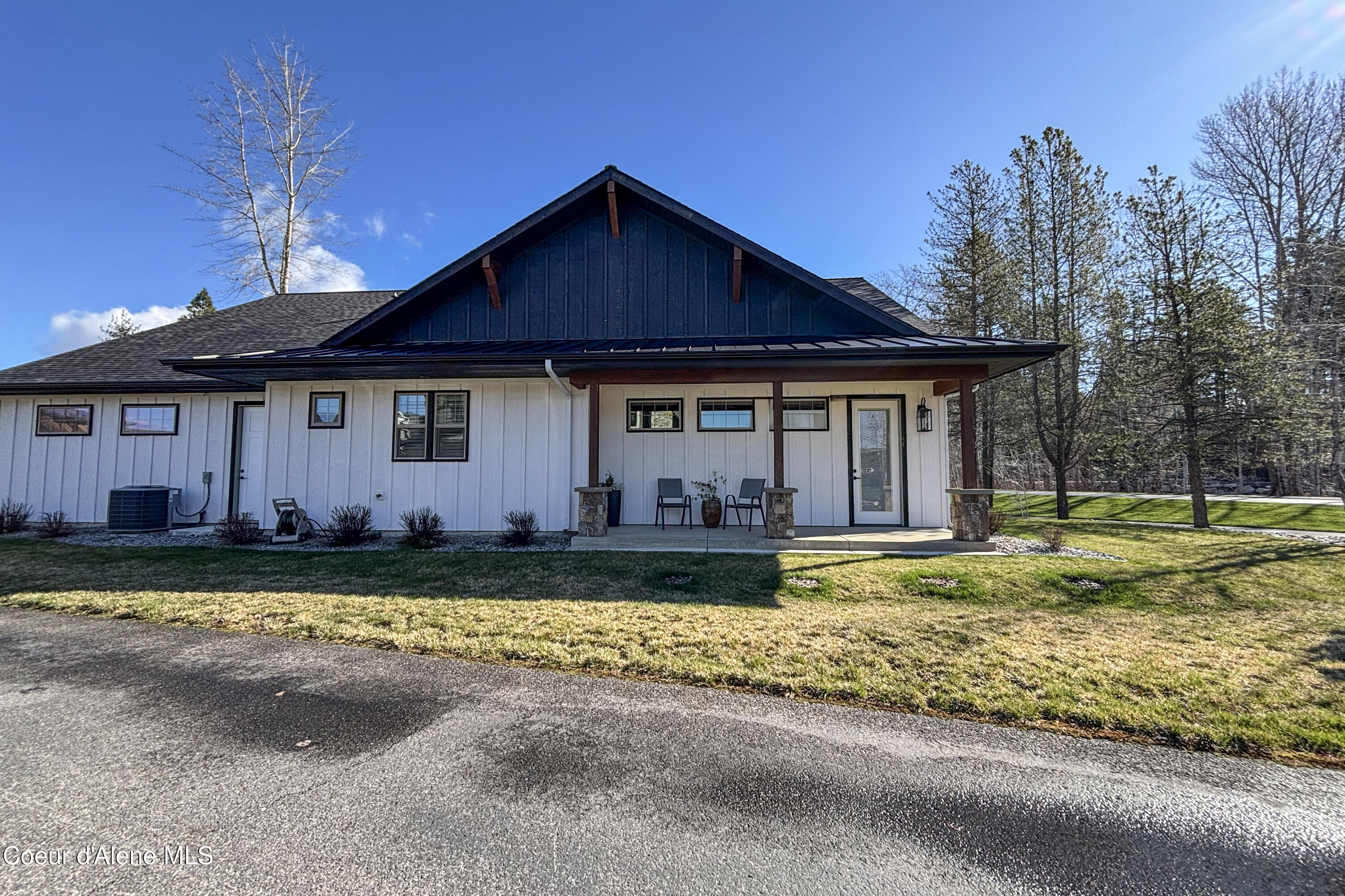 403 Slaveck Dover, ID 83825 - Photo 44 of 55 Deck off of Master Suite