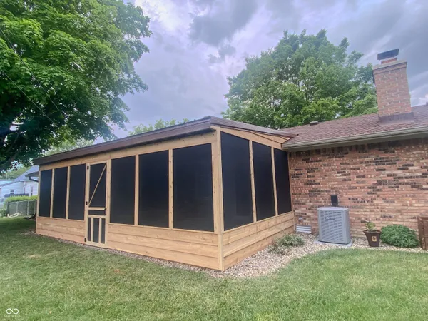 $364,900 | 400 East Water Street, Pendleton, IN 46064