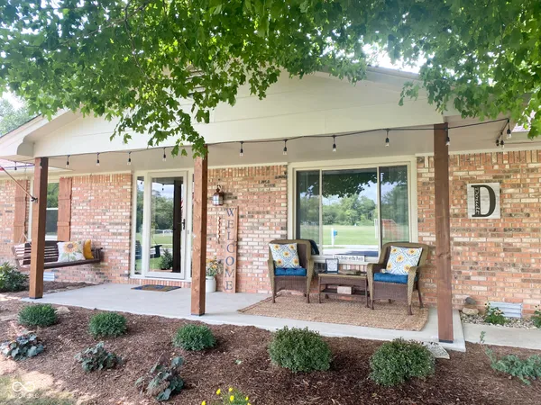 $364,900 | 400 East Water Street, Pendleton, IN 46064