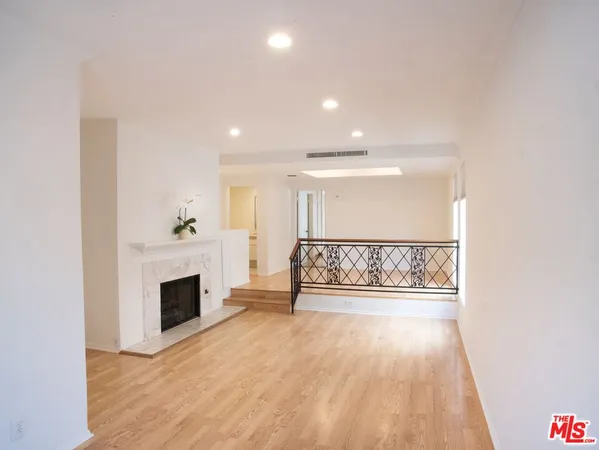 $4,995 | 1655 Selby Avenue, Unit 101, Los Angeles, CA 90024