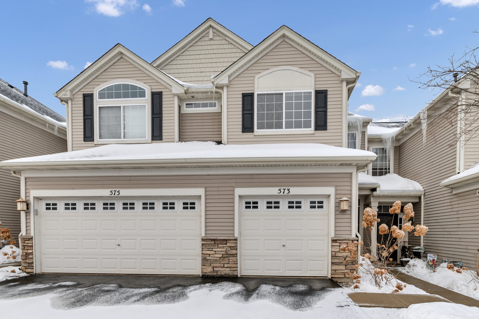 573 Telluride Drive Gilberts, IL 60136 - Photo 1 of 26