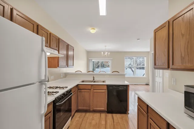 $2,200 | 573 Telluride Drive, Gilberts, IL 60136