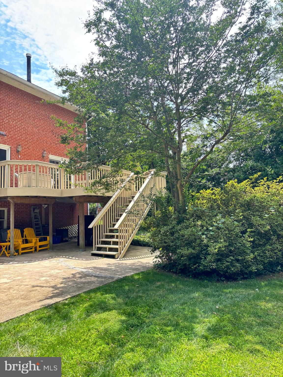 6519 Winnepeg Road Bethesda, MD 20817 - Photo 31 of 38 Deck
