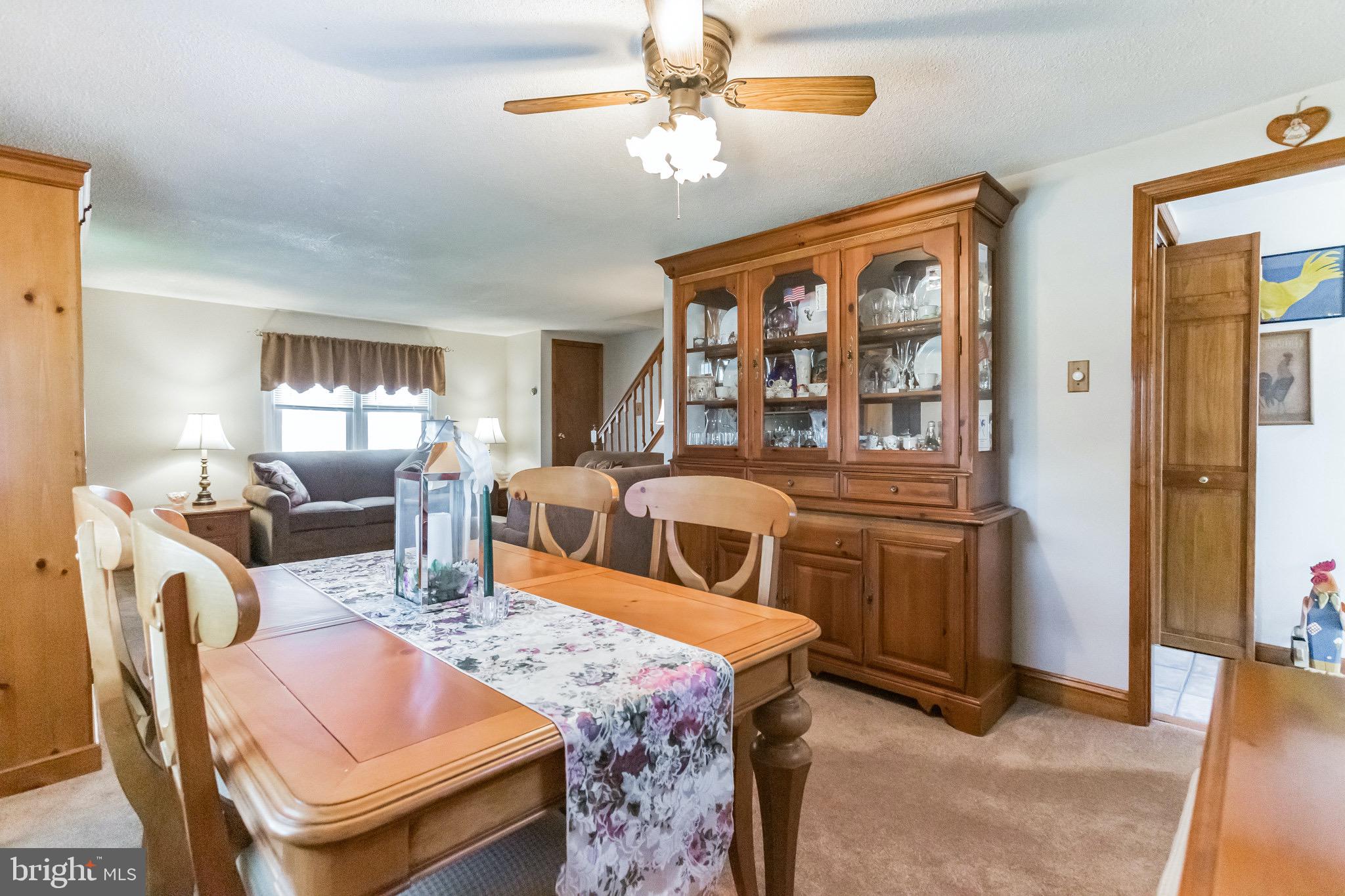 725 Thorndale Road Aldan, PA 19018 - Photo 13 of 30 Dining room with entry to kitchen