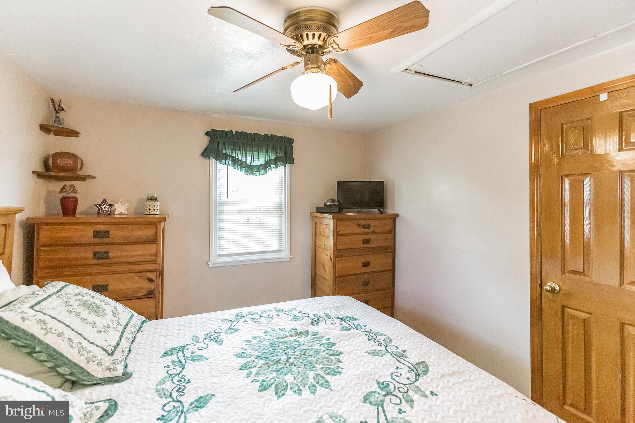 725 Thorndale Road Aldan, PA 19018 - Photo 24 of 30 Bedroom 2
