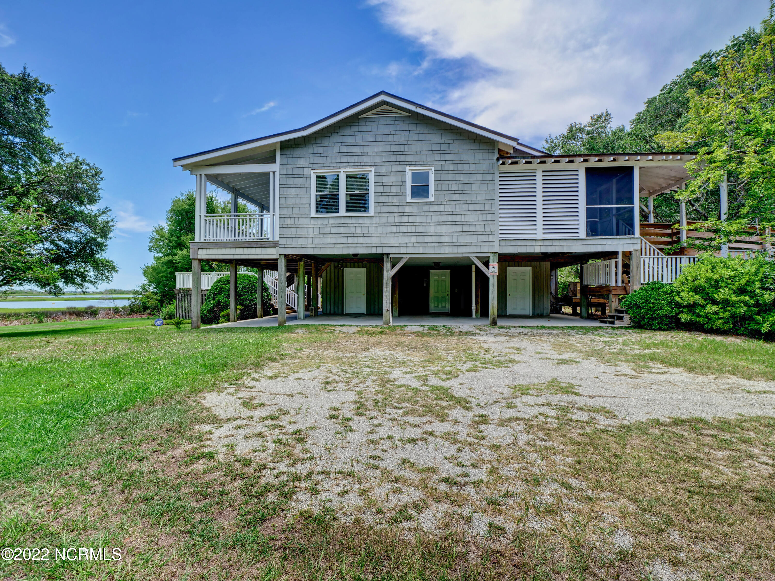 409 Cole Drive Hampstead, NC 28443 - Photo 2 of 71 001_p5733653_4_5_6_7_8_9