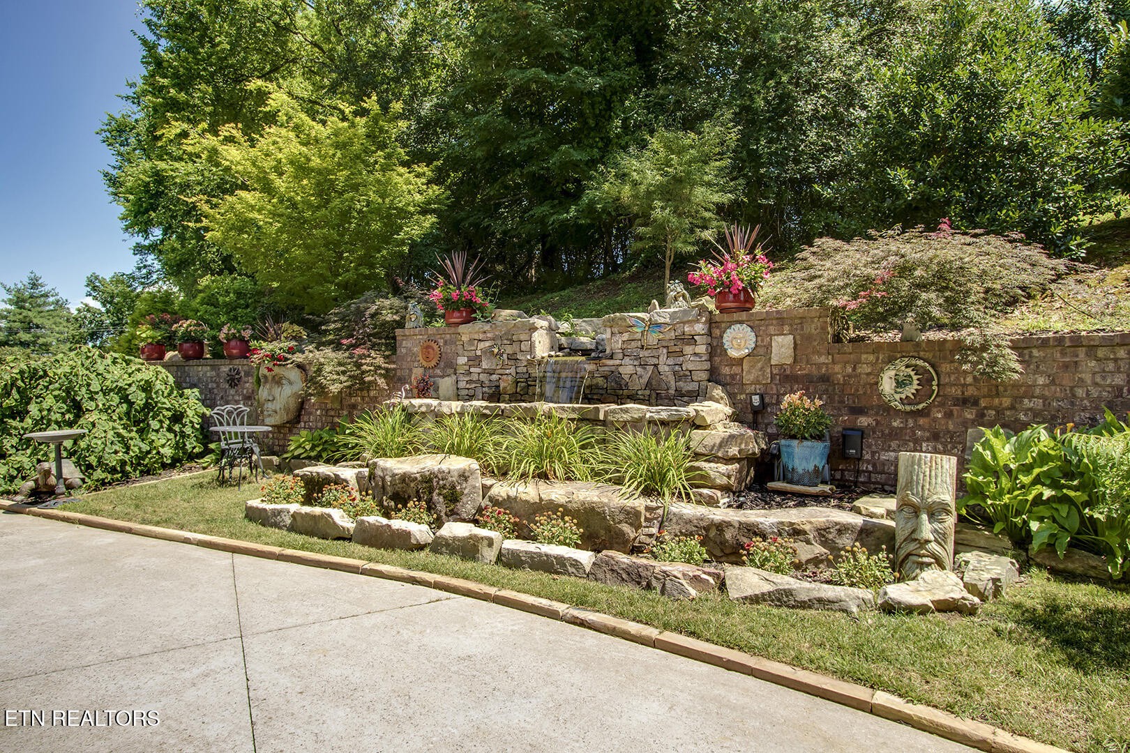 245 Harrison Bend Road Loudon, TN 37774 - Photo 4 of 57 Gallery Image 4