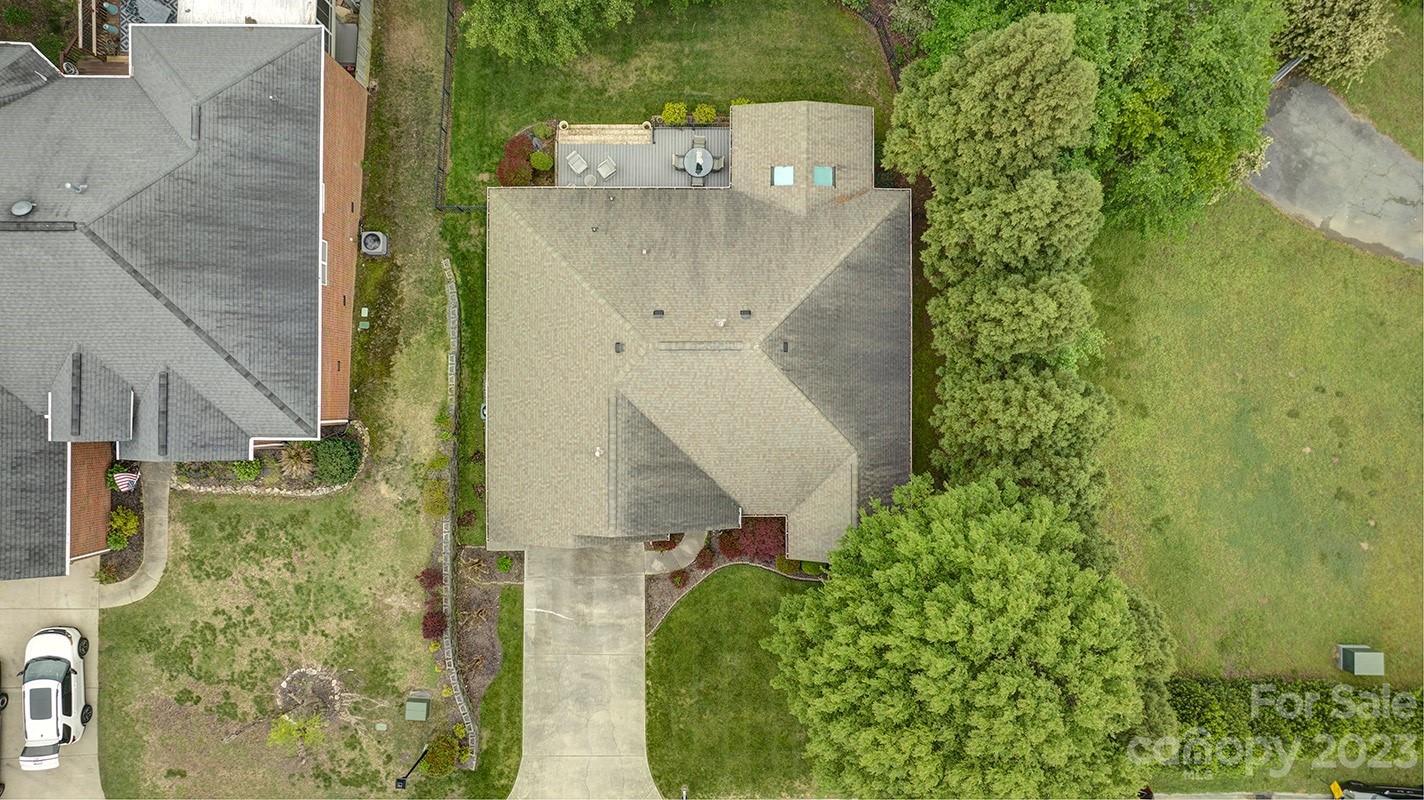 1129 Blowing Rock Cove Fort Mill, SC 29708 - Photo 36 of 37 an aerial view of a house with a yard