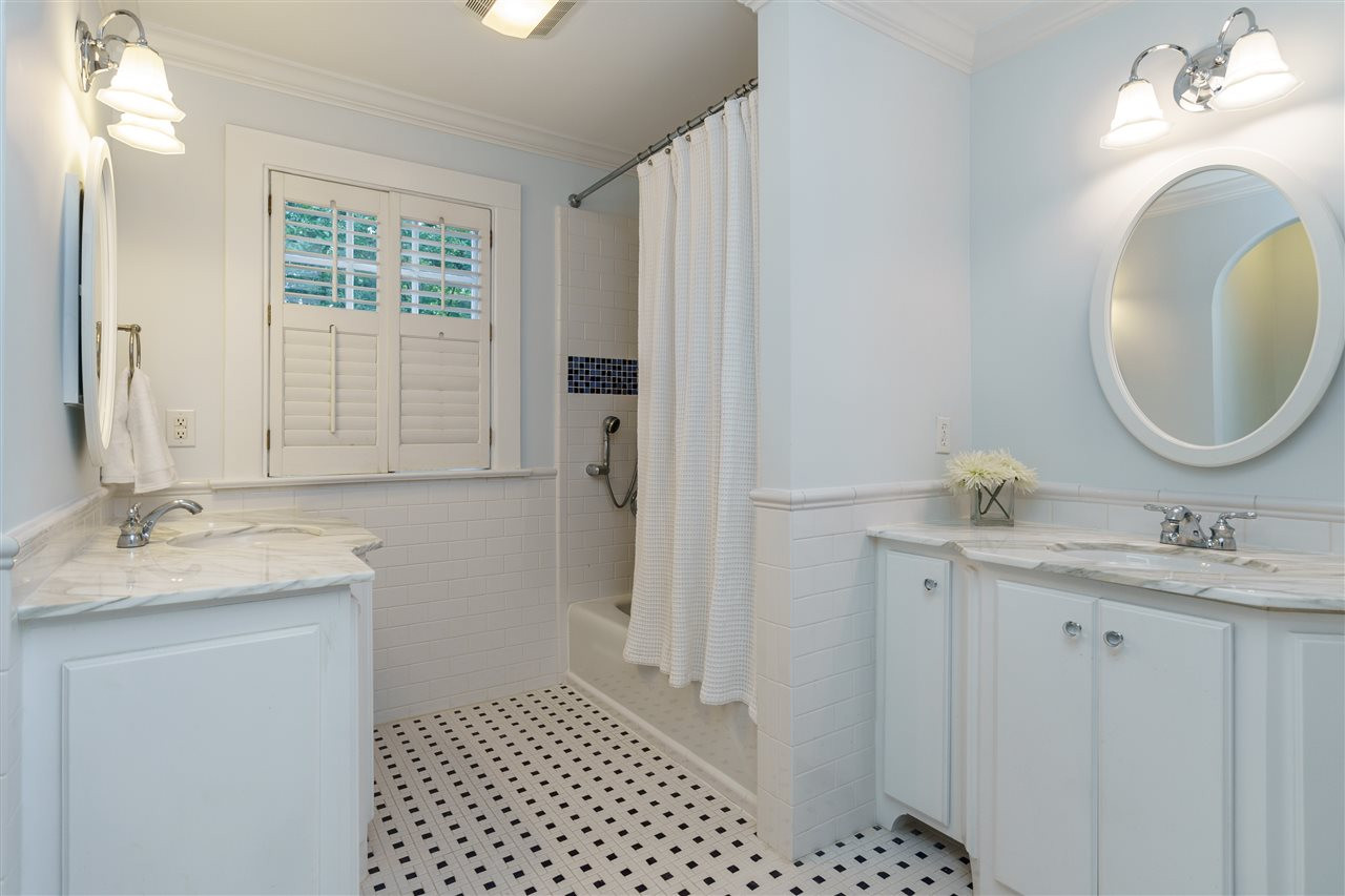 2118 St Marys Street Raleigh, NC 27608 - Photo 19 of 25 Photo 19