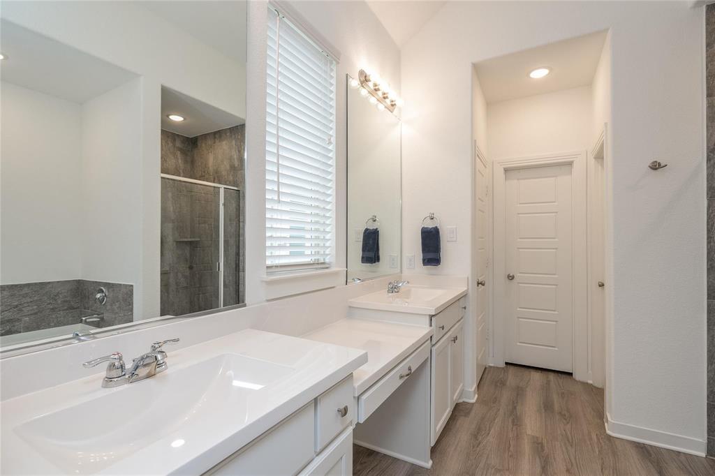 904 Nuthatch Court Argyle, TX 76226 - Photo 10 of 13