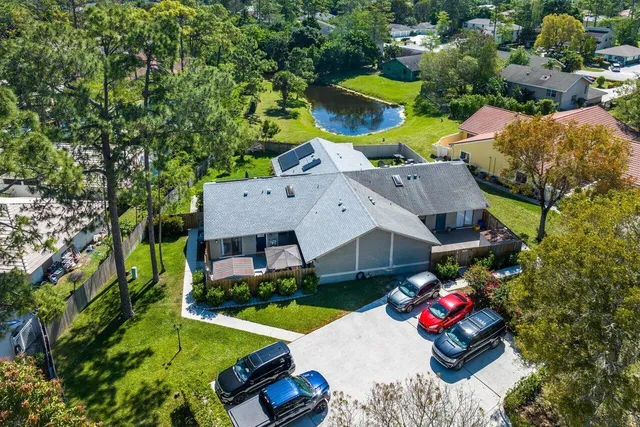 $2,500 | 1106 Hyacinth Place, Wellington, FL 33414