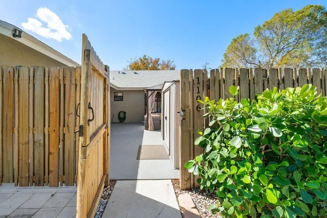 $2,500 | 1106 Hyacinth Place, Wellington, FL 33414