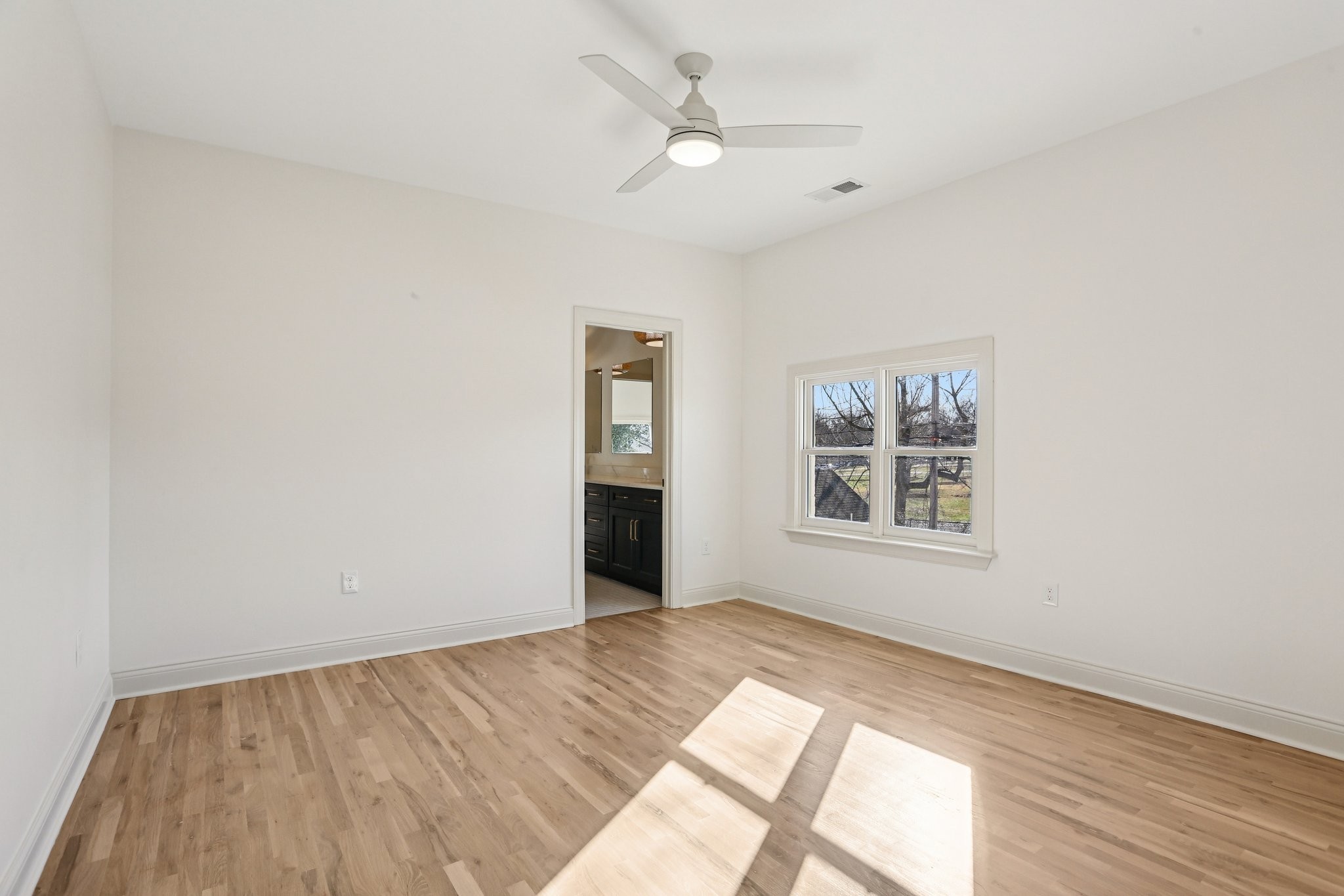 215 Cherokee Road Nashville, TN 37205 - Photo 40 of 61