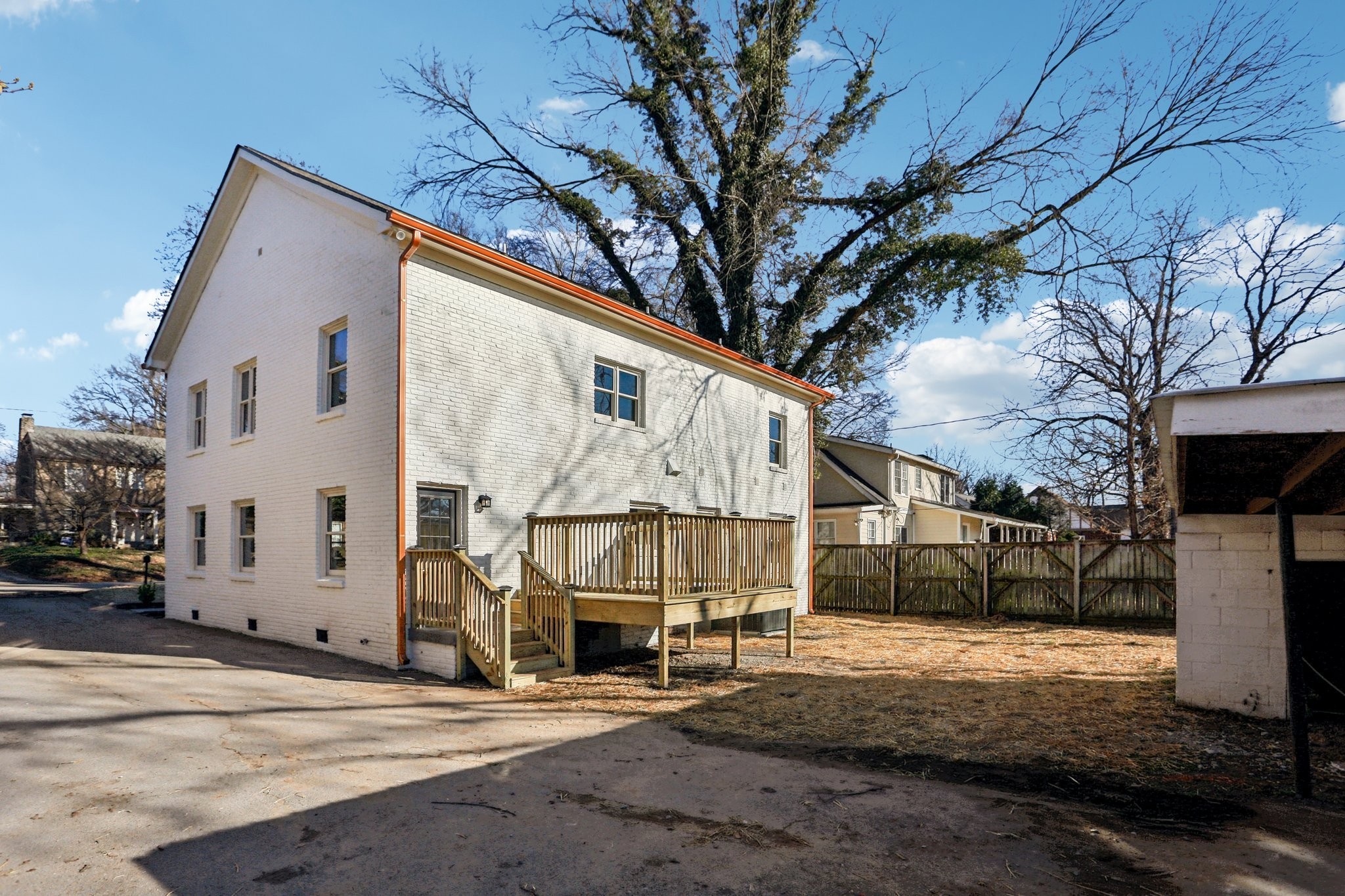 215 Cherokee Road Nashville, TN 37205 - Photo 56 of 61