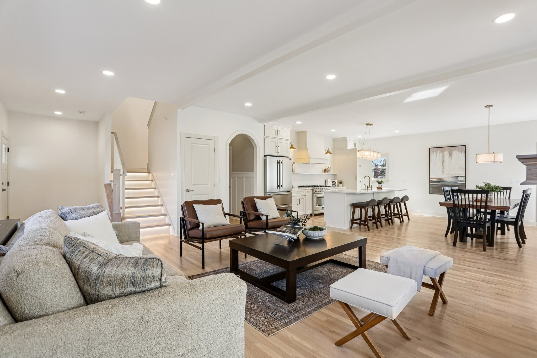 215 Cherokee Road Nashville, TN 37205 - Photo 8 of 61