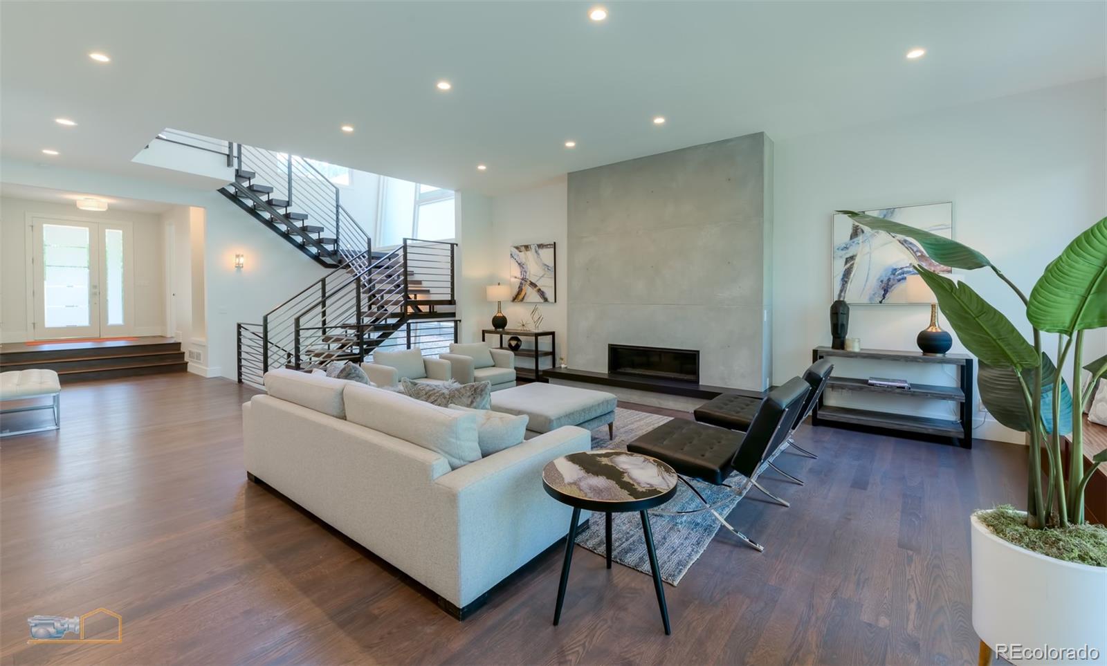441 Arapahoe Avenue Boulder, CO 80302 - Photo 9 of 40 a living room with furniture and a wooden floor