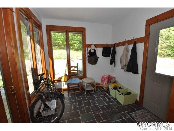 2096 River Road Hot Springs, NC 28743 - Photo 14 of 24 Gallery Image 14
