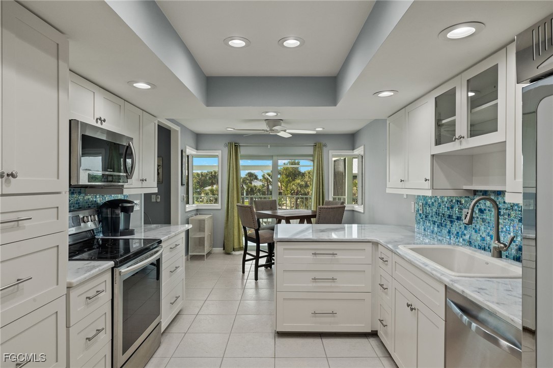 673 East Rocks Drive Sanibel, FL 33957 - Photo 13 of 45