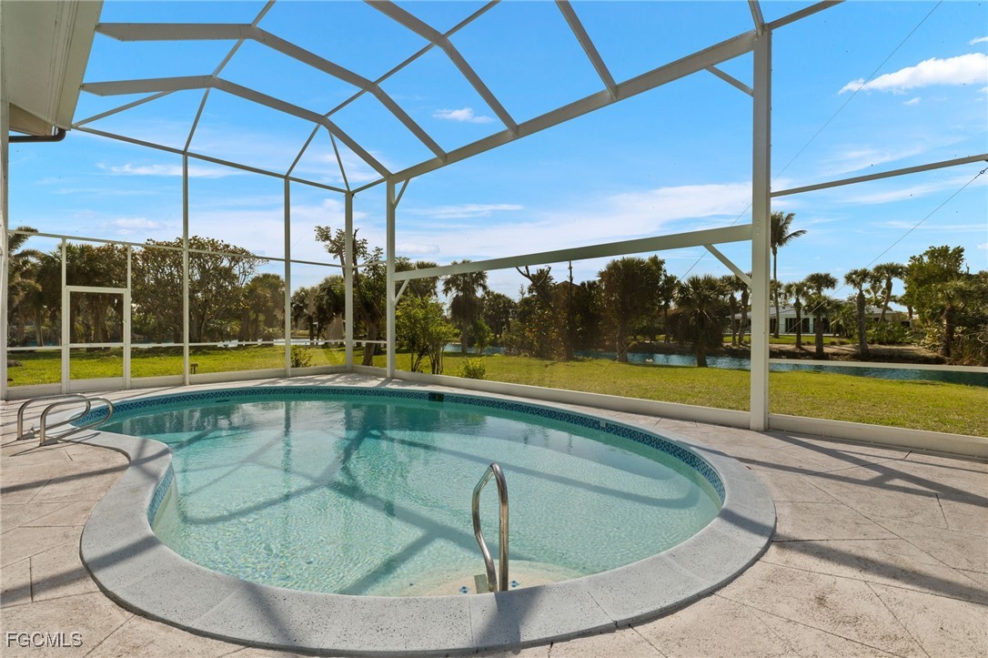 673 East Rocks Drive Sanibel, FL 33957 - Photo 3 of 45