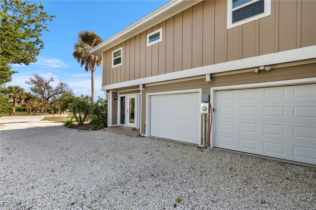 673 East Rocks Drive Sanibel, FL 33957 - Photo 33 of 45