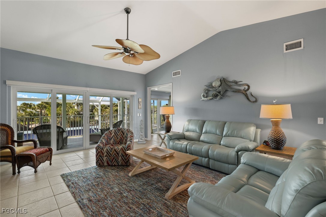 673 East Rocks Drive Sanibel, FL 33957 - Photo 9 of 45