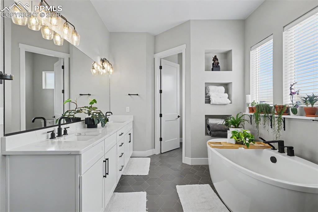 10003 Aspen Valley Road Colorado Springs, CO 80908 - Photo 25 of 50