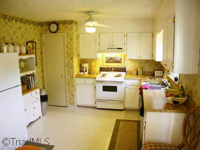 5966 Robinhood Road Pfafftown, NC 27040 - Photo 4 of 9 Other.