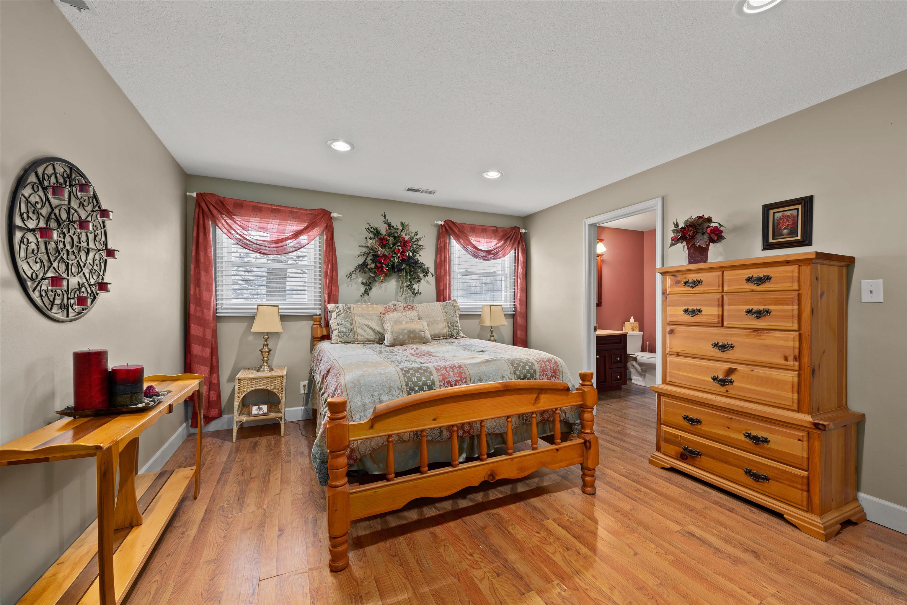 9002 Johnson Road Fort Wayne, IN 46818 - Photo 5 of 17