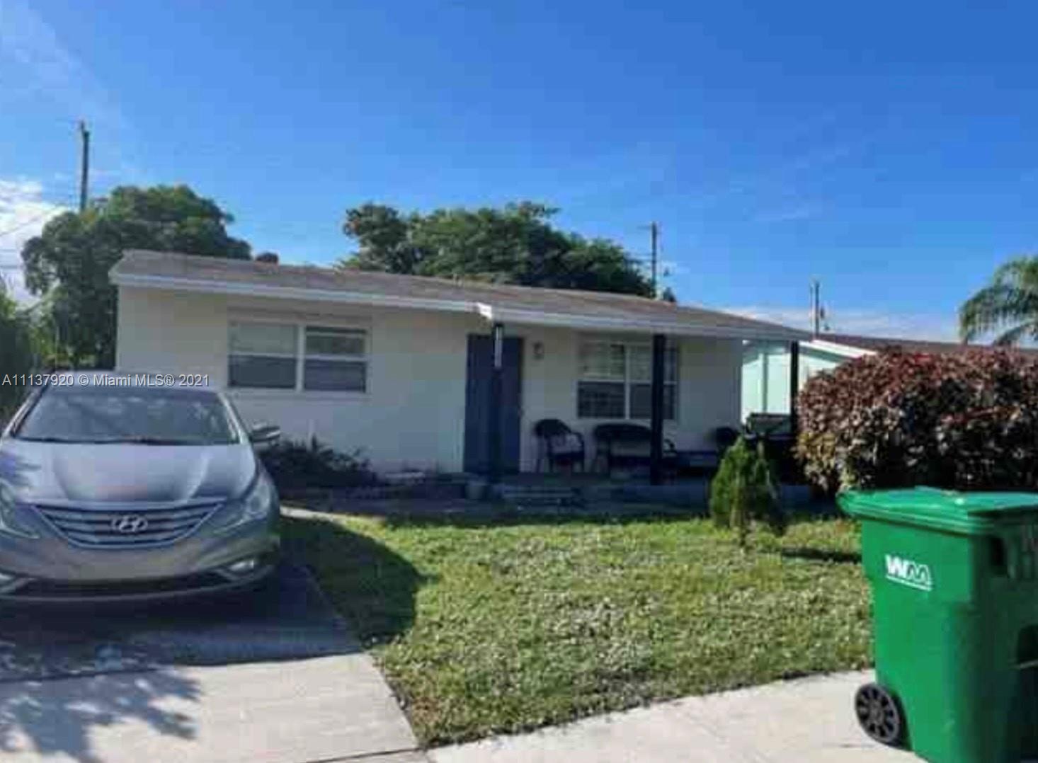 1333 West 24th Street Riviera Beach, FL 33404 - Photo 2 of 8 Gallery Image 2