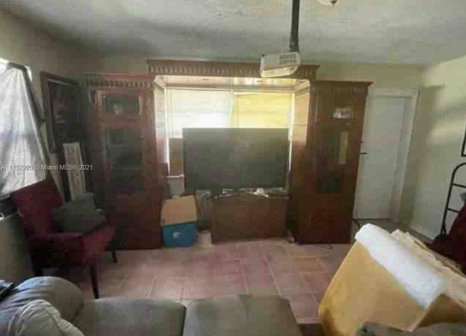 1333 West 24th Street Riviera Beach, FL 33404 - Photo 3 of 8 Gallery Image 3
