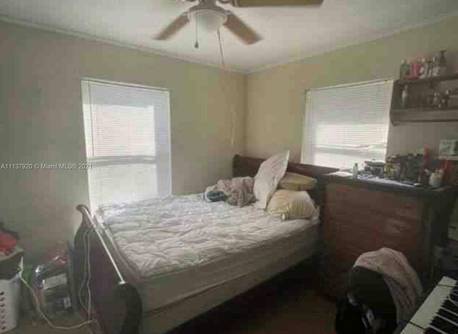 1333 West 24th Street Riviera Beach, FL 33404 - Photo 6 of 8 Gallery Image 6