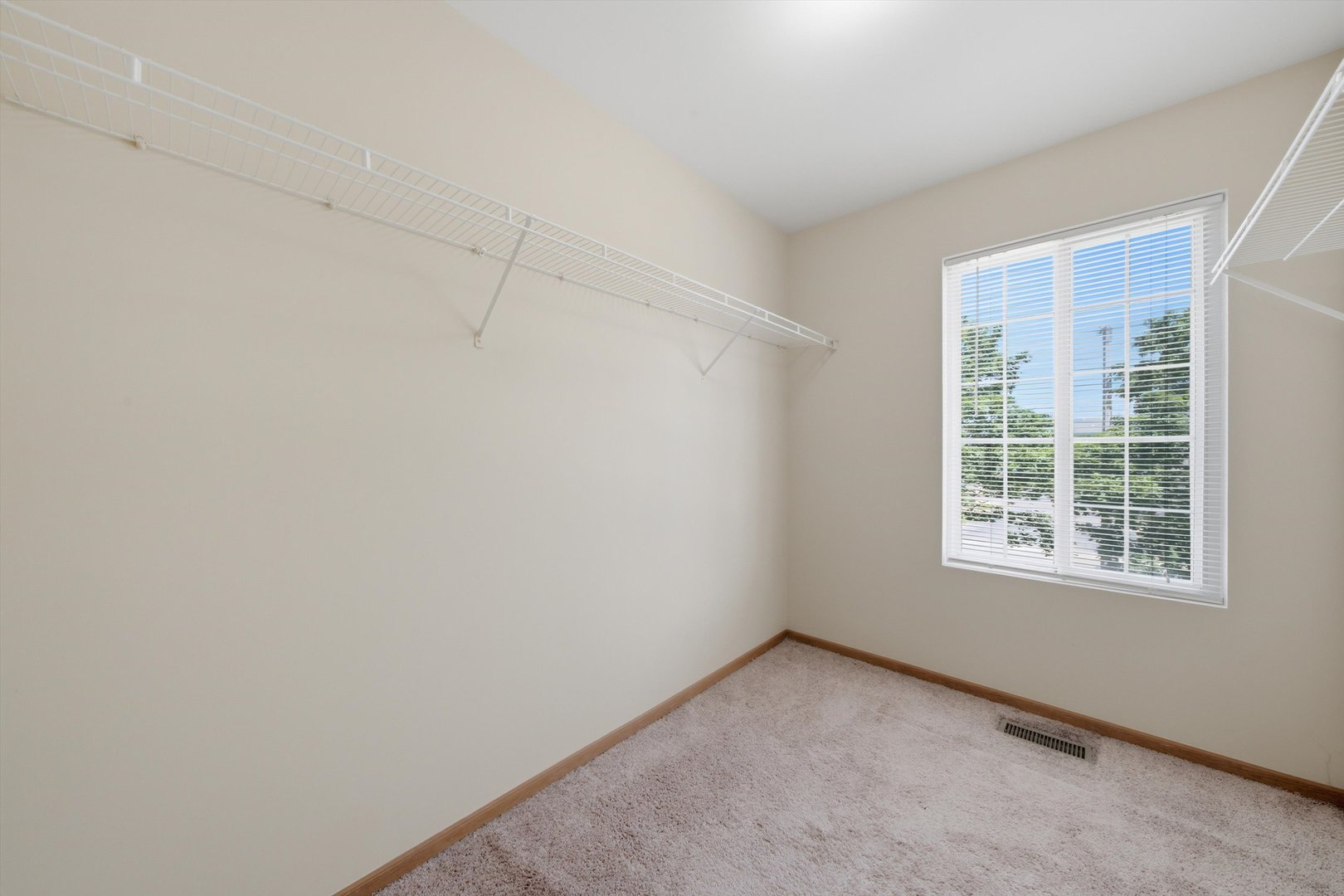145 Azalea Circle Romeoville, IL 60446 - Photo 27 of 49