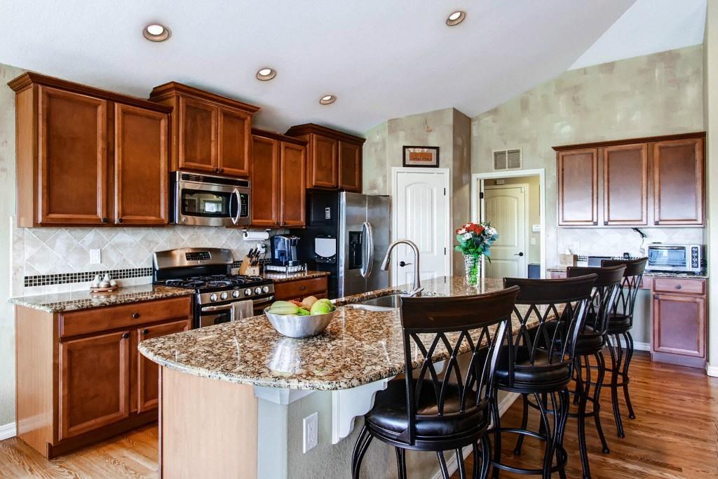 2917 Sovereign View Colorado Springs, CO 80920 - Photo 4 of 28