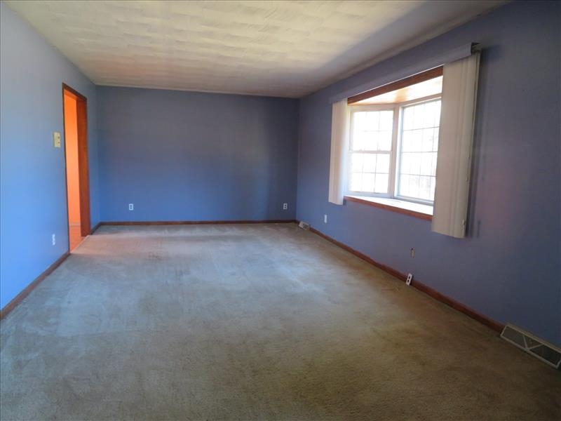 623 Turner Road Mount Vernon, IN 47620 - Photo 12 of 32 Gallery Image 12