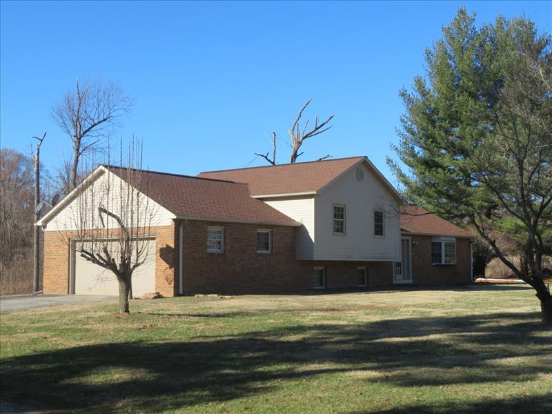 623 Turner Road Mount Vernon, IN 47620 - Photo 3 of 32 Gallery Image 3