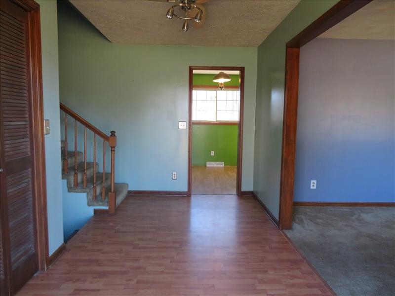 623 Turner Road Mount Vernon, IN 47620 - Photo 6 of 32 Gallery Image 6
