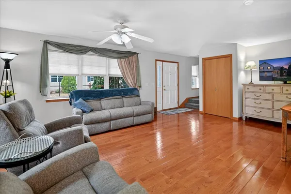 $334,900 | 957 Chandler Lane, Sun Prairie, WI 53590