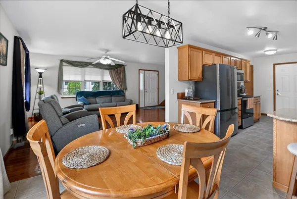 $334,900 | 957 Chandler Lane, Sun Prairie, WI 53590