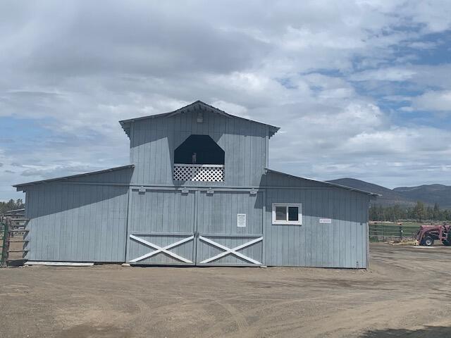63520 Johnson Ranch Road Bend, OR 97701 - Photo 25 of 52 Barn