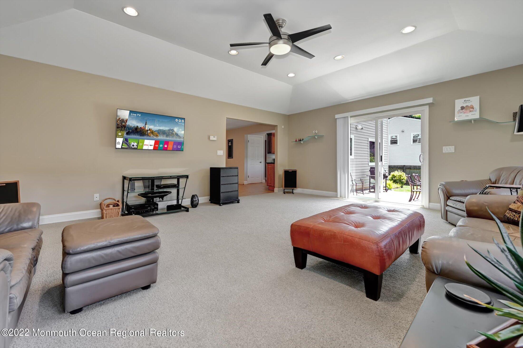 4 Sussex Road Morganville, NJ 07751 - Photo 19 of 55 19-23936766