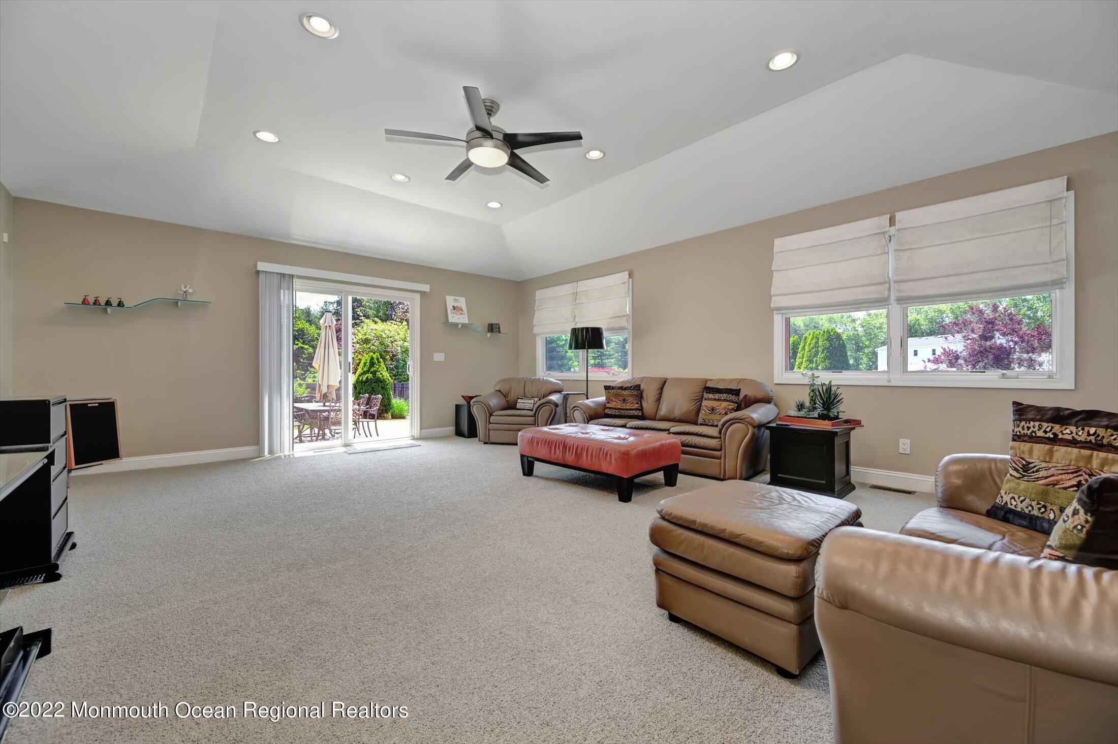 4 Sussex Road Morganville, NJ 07751 - Photo 20 of 55 20-23936769