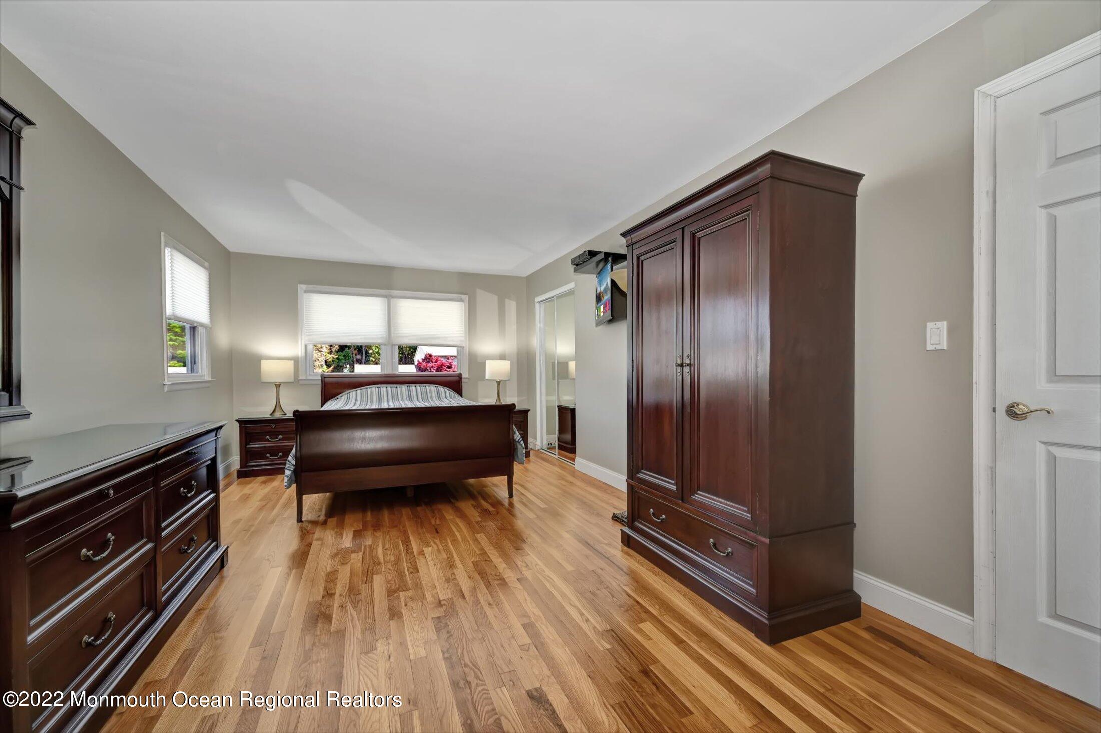 4 Sussex Road Morganville, NJ 07751 - Photo 22 of 55 22-23936783