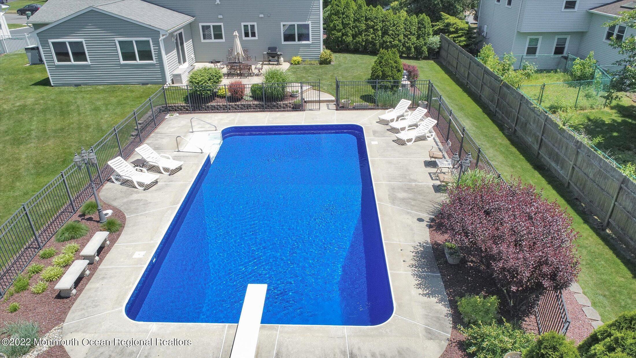 4 Sussex Road Morganville, NJ 07751 - Photo 48 of 55 48-Aerial