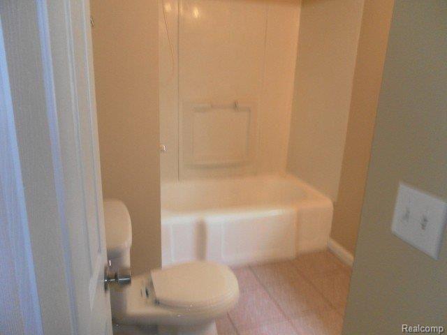 218 Stratford Road Ferndale, MI 48220 - Photo 9 of 15 9
