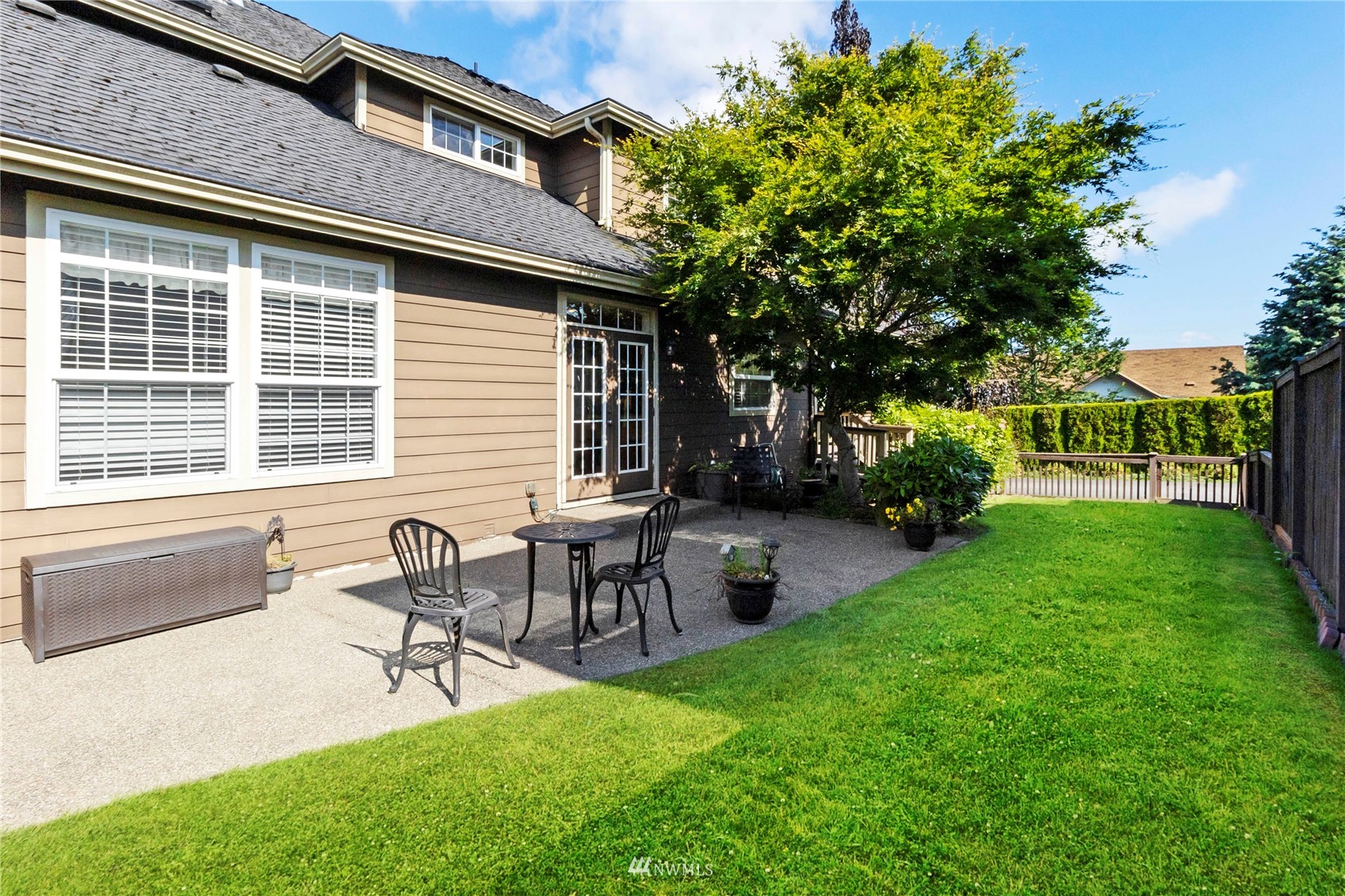 3904 Park Avenue North Renton, WA 98056 - Photo 37 of 40 a view of a house with a backyard