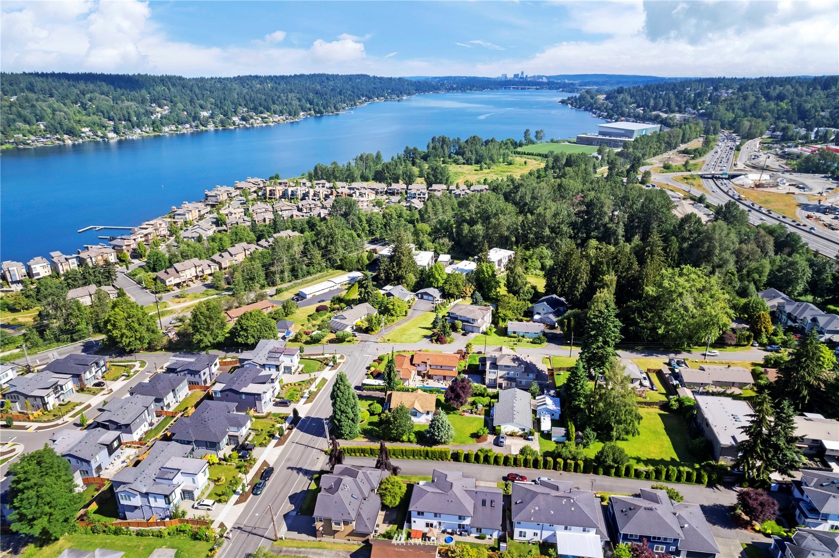3904 Park Avenue North Renton, WA 98056 - Photo 39 of 40 an aerial view of multiple house