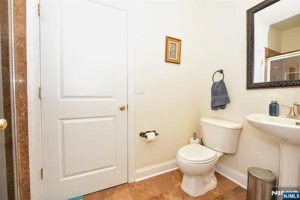 $900,000 | 1 Kingsland Road, Boonton, NJ 07005