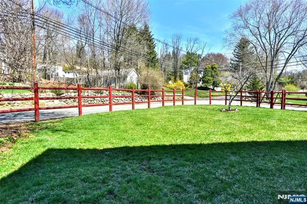 $900,000 | 1 Kingsland Road, Boonton, NJ 07005
